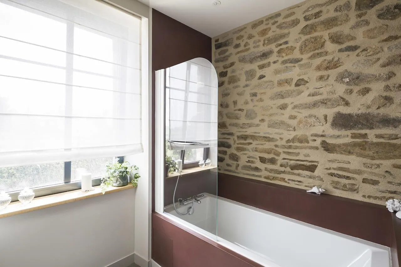 L'Ostrea Lodge By Cocoonr Cancale 0*,  France